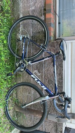 Fuji racing bike FORSALE 300 obo ❗️❗️❗️