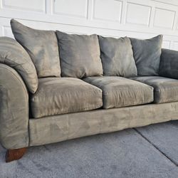 Ultra-Comfort Cobblestone Sofa Couch Nicely Cushioned 1pc