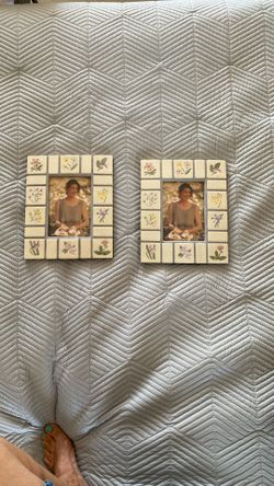 2-5x7 Picture Frames