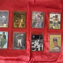 Lot of 8 baseball cards