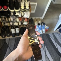 brown lv belt