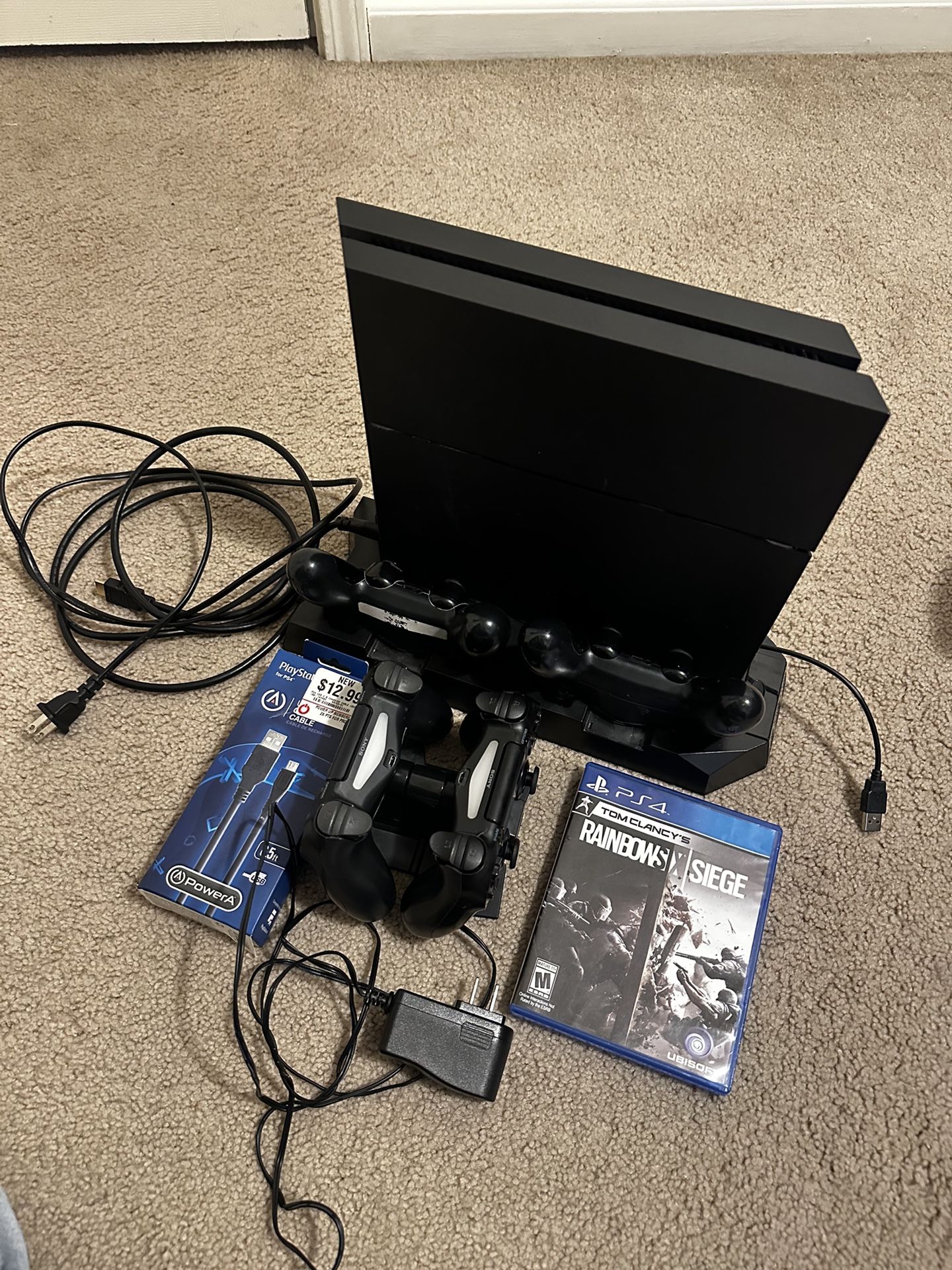 PS4