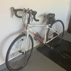 Ladies Giant Avail Road Bike