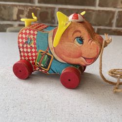Vintage Fisher Price Wooden Pull Toy Peter Pig all four wooden wheels 
