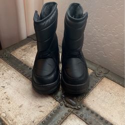 Kids snow boots