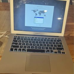 MacBook Air 2017 13 Inch