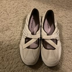 CHAMPION WOMEN’S SHOES - ( NEW )