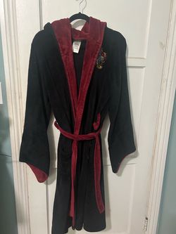 Harry Potter Gryffindor Fleece Robe Pajama Lounge