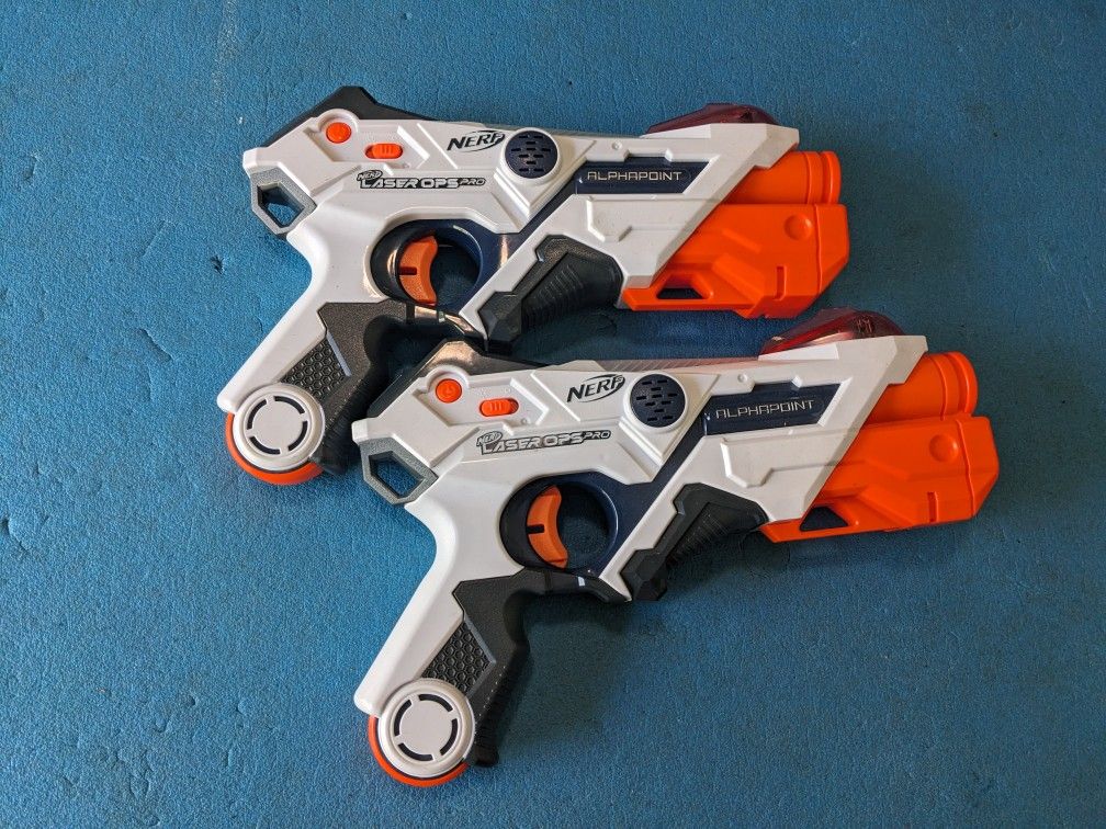 Nerf LaserOps Pro Alpha-point laser guns