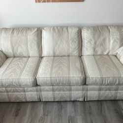 Couch & Love Seat 