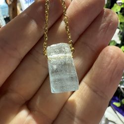 Aquamarine Crystal Pendant Necklace 