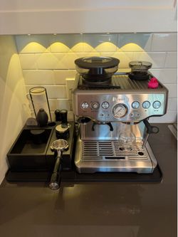 BREVILLE BARISTA EXPRESS
