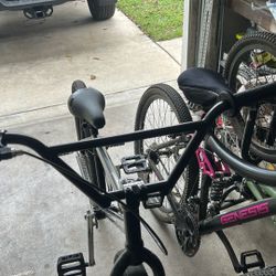 SE Oakland Handle Bars