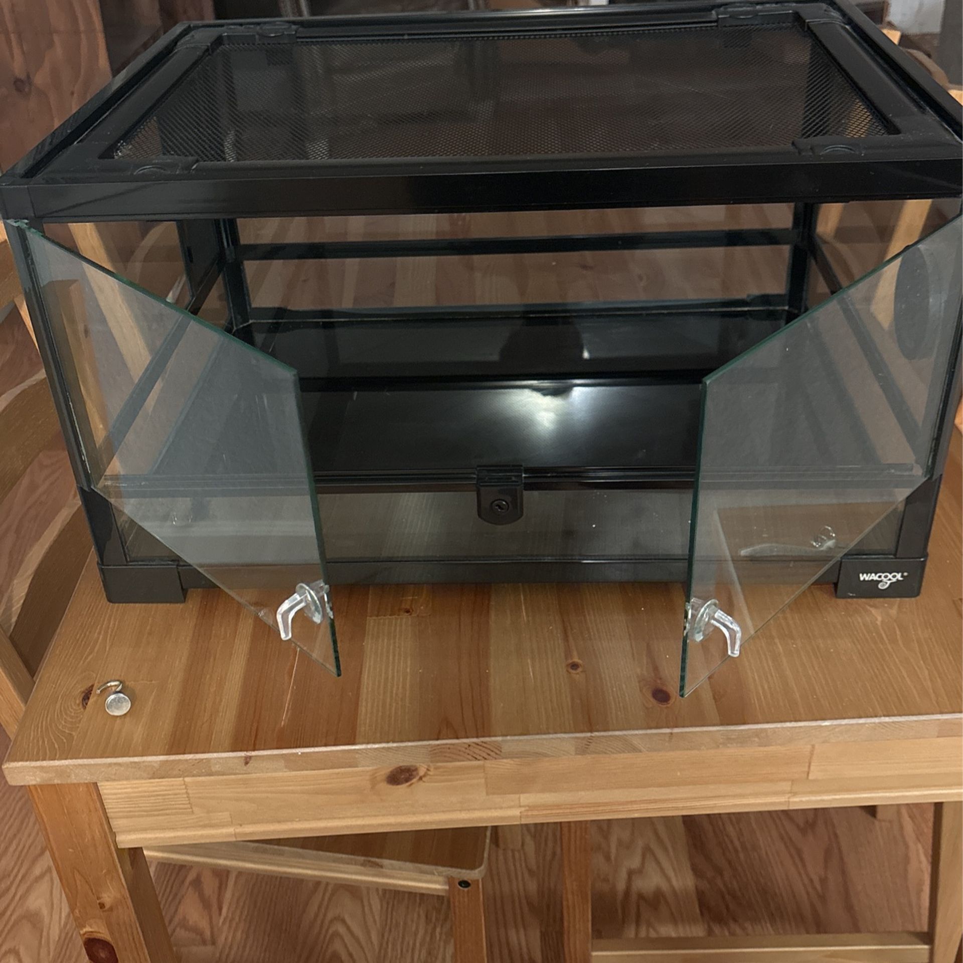 Reptile Tank