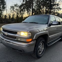 2003 CHEVROLET SUBURBAN 1500 LT