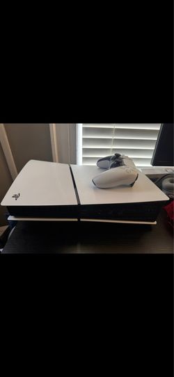 Ps5 slim digital edition. (One controller and 2tb hard drive)