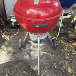 Weber Limited Edition Charcoal Grill - Red