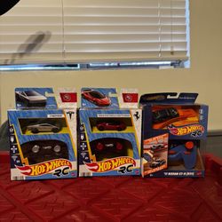 Hot Wheels RC Cars 1/64