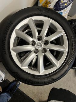 Tires Bridgestone 235/50/R18 /Lexus Rims for sale