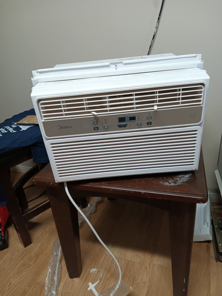 Midea  Window Air Conditioner 