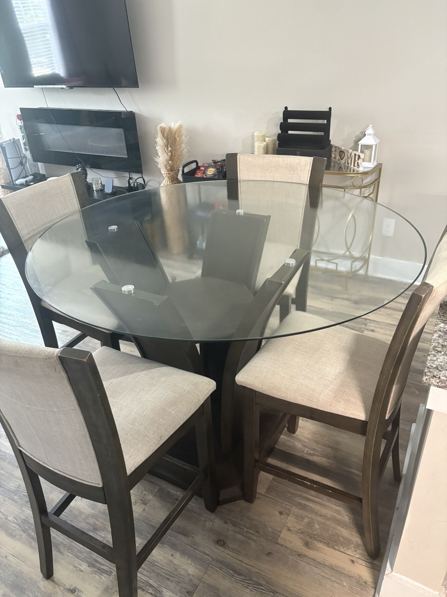 Pub Table With Chairs