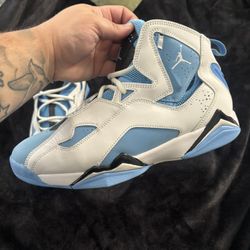 Jordan True Flights UNC