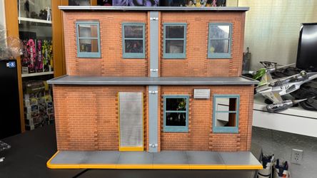 Neca street scene diorama