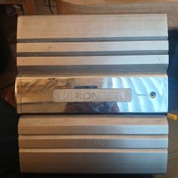 Pioneer GM-X522 Amplifier 