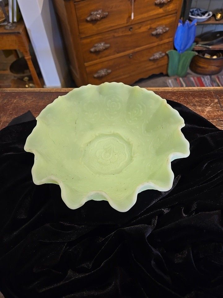 Vintage Fenton Candy Dush