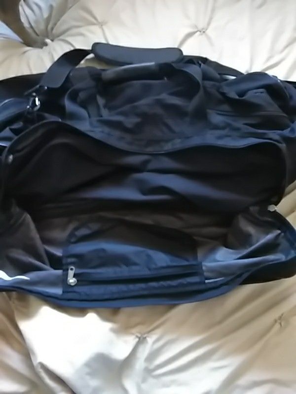 Nike duffle bag