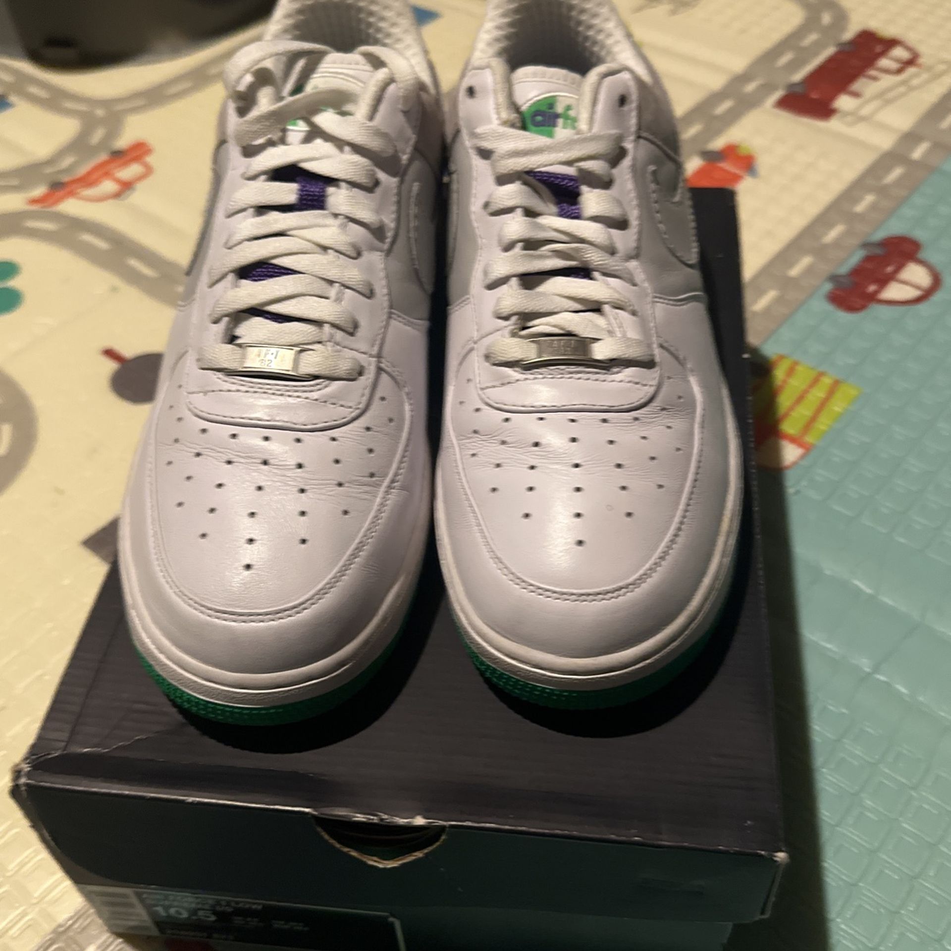 Nike Air Force 1 “Joker”