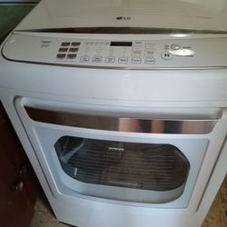 LG Washer / dryer