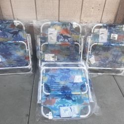 4 Folding Beach Chair with Umbrella DESIGNED FOR AGES 3-6