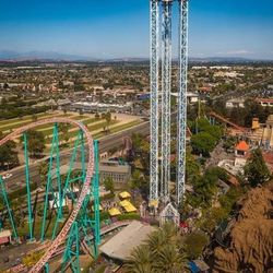 Knotts Berry Farm Tickets