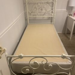 Twin Bed Frame - Wrought Iron 