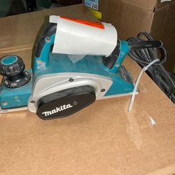Makita 6.5 Amp 3-1/4 In. Corded Handheld Planer