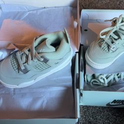 Retro 4s Mint Green 