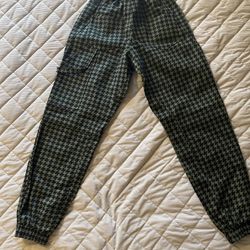 🟢 Green & Black Houndstooth Joggers