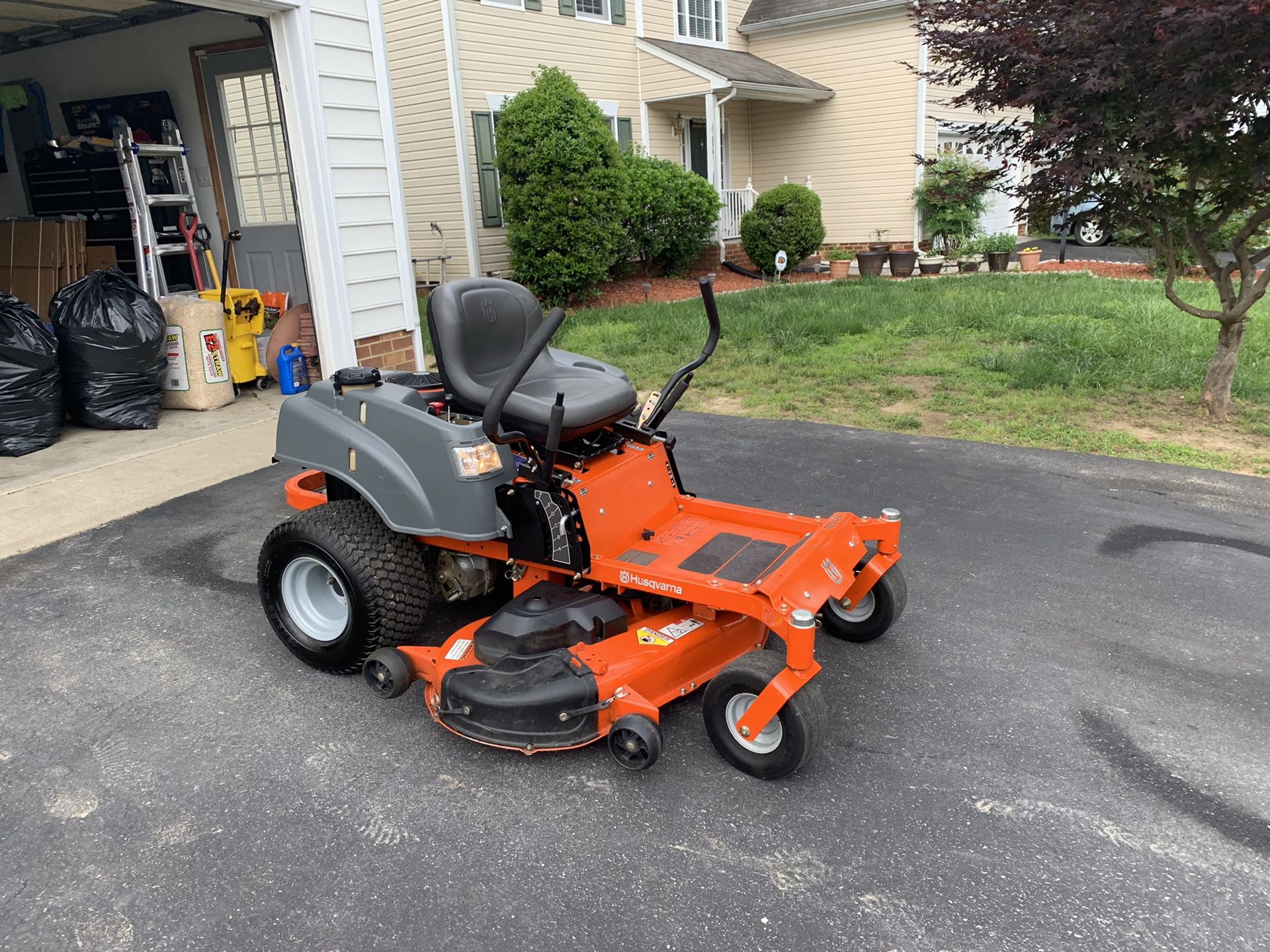 Husqvarna Rz5424 54” Zero Turn Mower For Sale In Chester Va Offerup