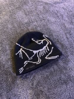Dark blue arcteryx beanie