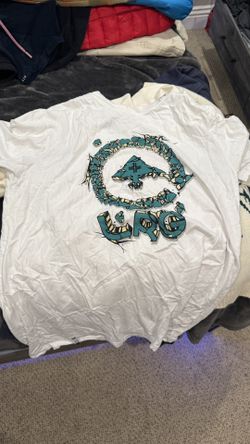 LRG WHITE TEE