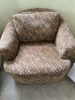 Cozy Upholstered Club Chair