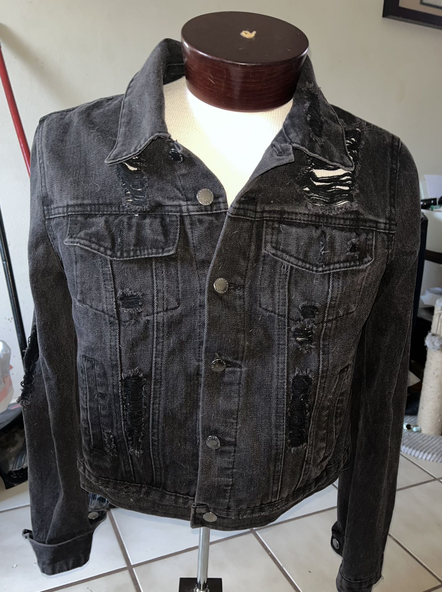 XL Womens Black Denim Jacket