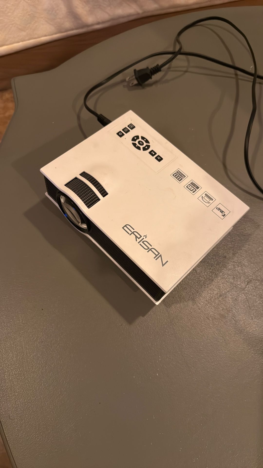 Erisan Projector