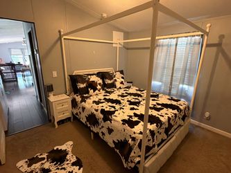 Queen canopy bed and nightstands