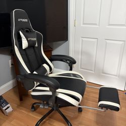 Tv And Gaming Chair 