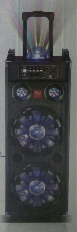 Bluetooth speaker SD card,slot USB port,FM radio,microphone included for karaoke(bosina)