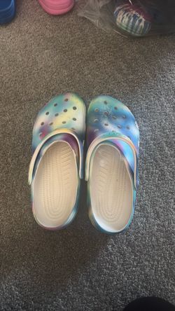 Crocs Classic Tie-Dye Clogs size 11 women