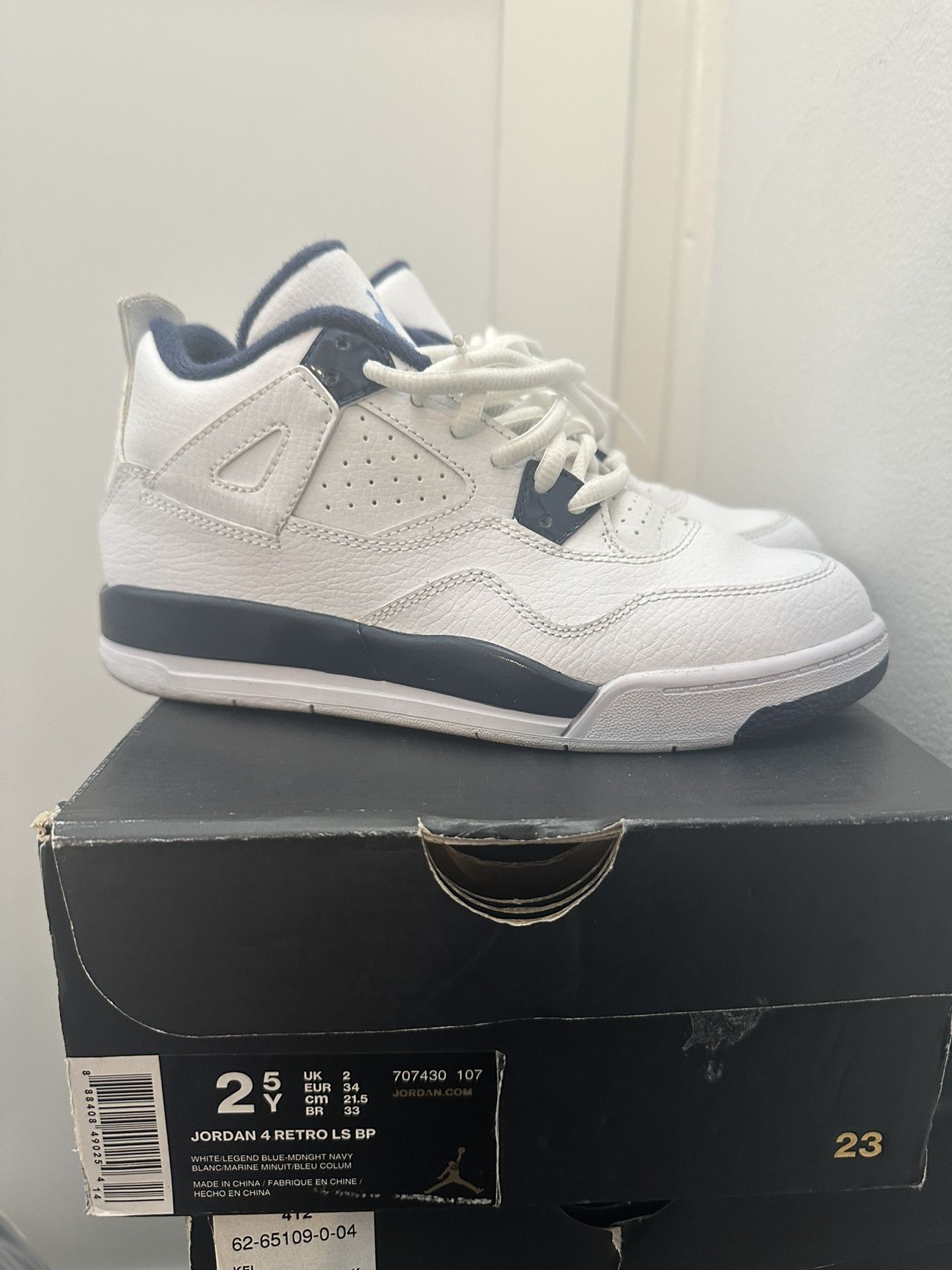 Jordan 4 ( Legend Blue ) 