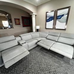 Living Spaces 6 piece Power Reclining Sectional